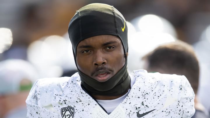 Nov 18, 2023; Tempe, Arizona, USA; Oregon Ducks defensive back Khyree Jackson (5) against the Arizona State Sun Devils at Mountain America Stadium.