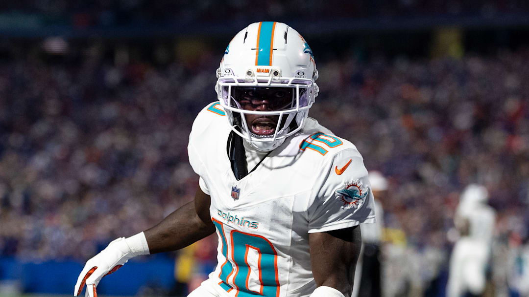 Miami Dolphins wide receiver Tyreek Hill
