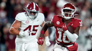 Oklahoma Sooners linebacker Kip Lewis