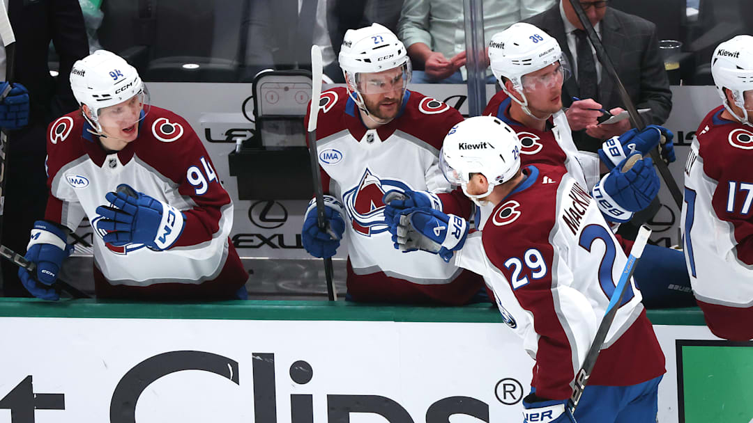 The Colorado Avalanche will have an opportunity to rack up a good number of points in the standings to start the season.