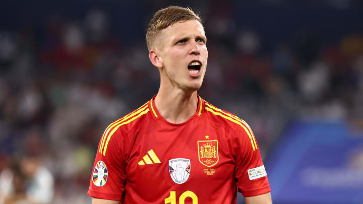 Barcelona muốn có Dani Olmo