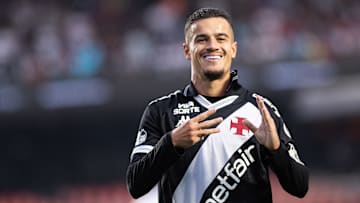 Philippe Coutinho foi destaque no 6 x 0 do Vasco no Morumbis 