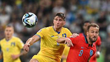Ilya Zabarnyi in battle with Harry Kane when Ukraine played England in September of 2023