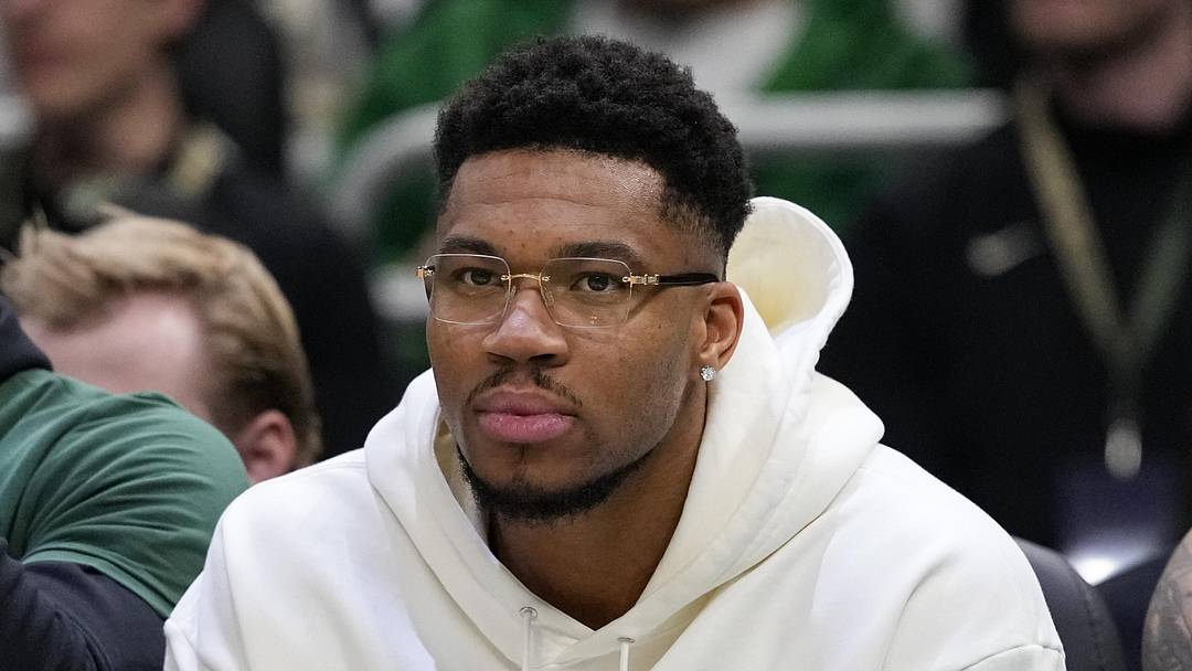 Milwaukee Bucks forward Giannis Antetokounmpo looks on from the bench during the first quarter against the New Orleans Pelicans at Fiserv Forum on Feb 4, 2026.