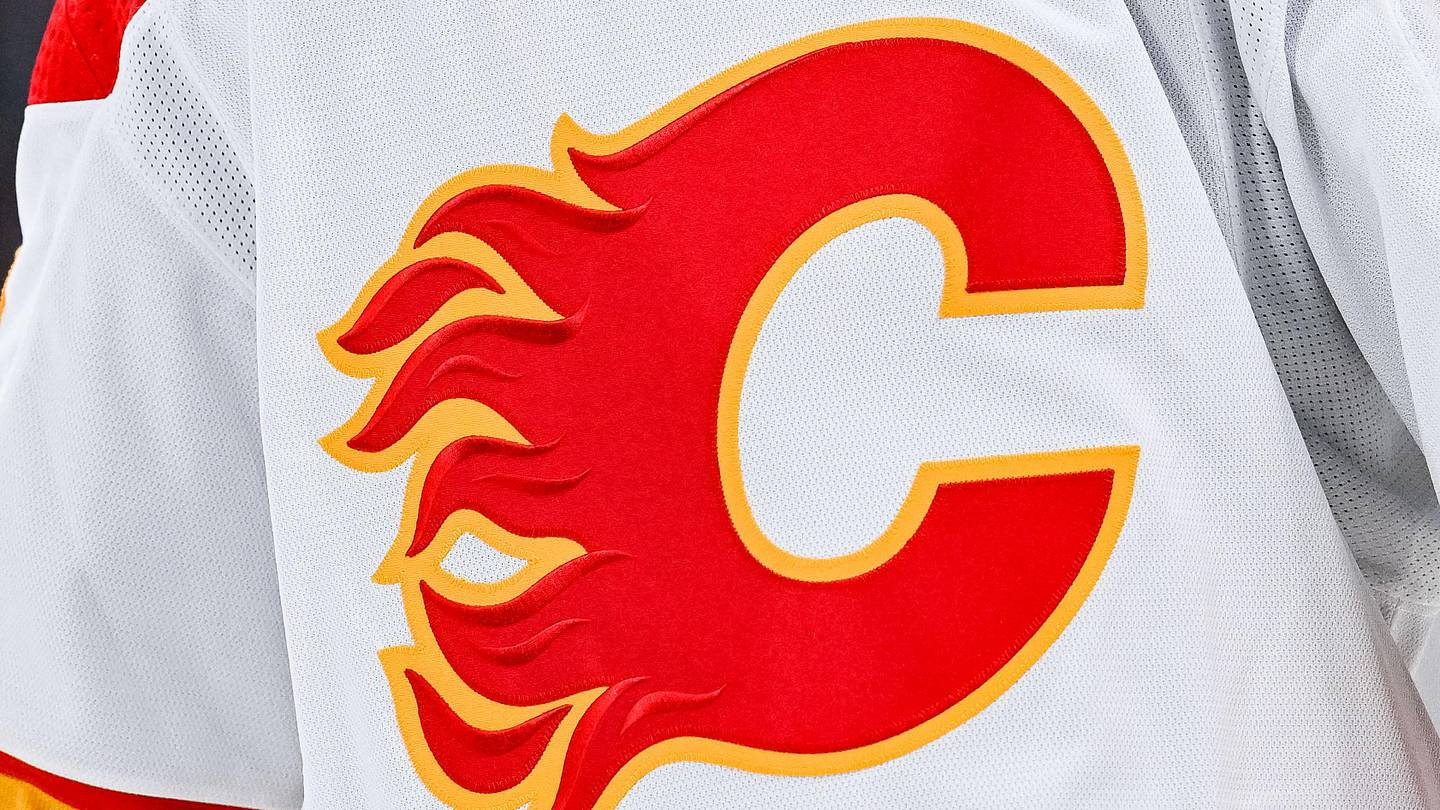 Flames Veteran Forward Could Be Interesting Option for NY Rangers