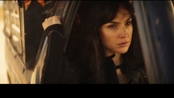 HEART OF STONE. Gal Gadot as Rachel Stone in Heart of Stone. Cr. Courtesy of Netflix © 2022.