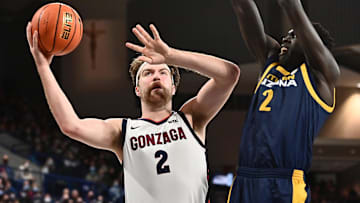 The Gonzaga Bulldogs are on a 60 game winning streak at home and host the BYU Cougars Thursday night. 