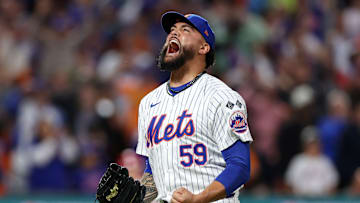 Division Series - Philadelphia Phillies v New York Mets - Game 3