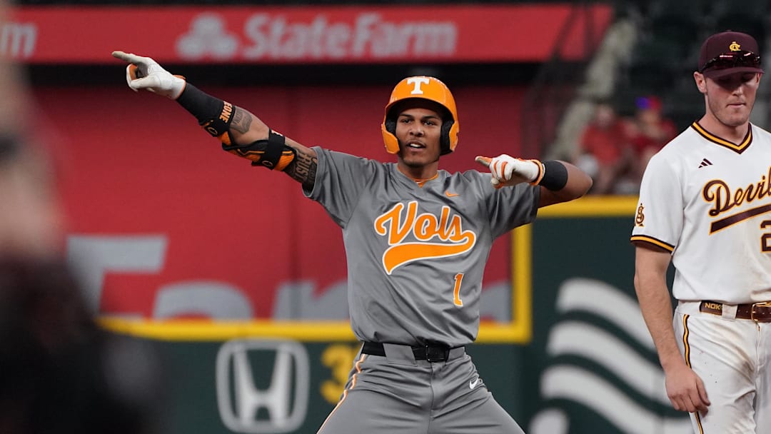 Feb 28, 2026; Arlington, TX, USA; Tennessee Volunteers against Arizona State Sun Devils during the Amegy Bank College Baseball Series at Globe Life Field. Mandatory Credit: Dustin Safranek-Imagn Images