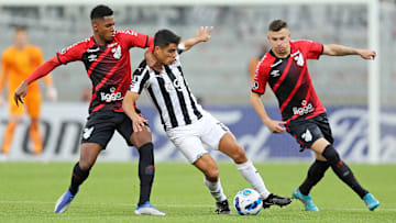 Após dividirem grupo, Athletico-PR e Libertad se reencontram no mata-mata da Libertadores. Saiba tudo sobre o jogo.