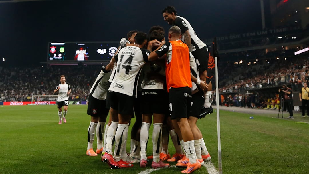 Corinthians ainda tem chances remotas de G-6 na Série A Corinthians ainda tem chances remotas de G-6 na Série A