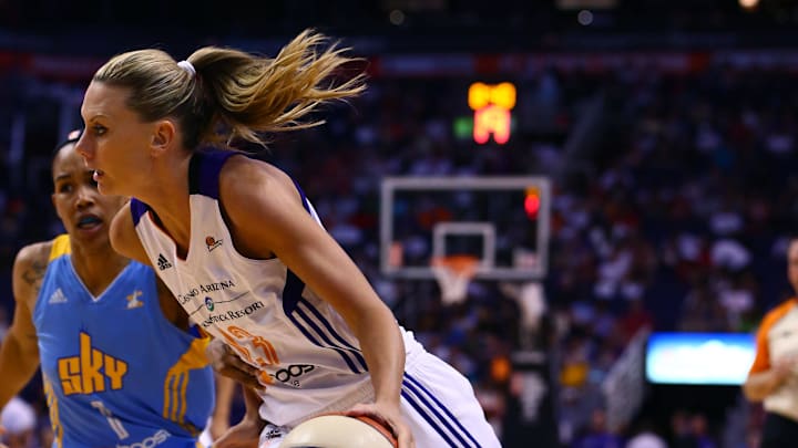 Sep 9, 2014; Phoenix, AZ, USA; Phoenix Mercury forward Penny Taylor (13) against the Chicago Sky during game two of the WNBA Finals at US Airways Center. Mandatory Credit: Mark J. Rebilas-Imagn Images
Sep 9, 2014; Phoenix, AZ, USA; Phoenix Mercury forward Penny Taylor (13) against the Chicago Sky during game two of the WNBA Finals at US Airways Center. Mandatory Credit: Mark J. Rebilas-Imagn Images