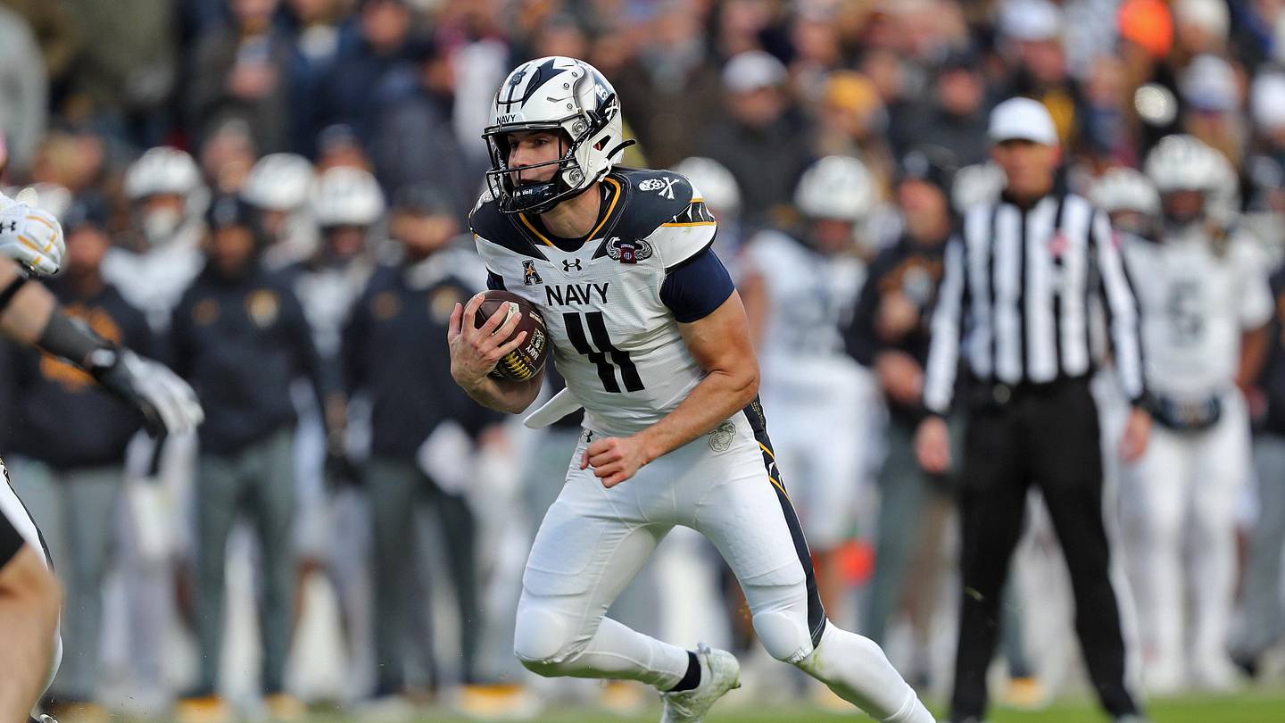 Blake Horvath Sets Navy Football Record With 95-Yard TD Run vs. Oklahoma