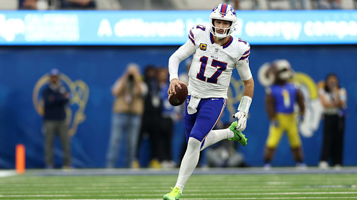 Buffalo Bills v Los Angeles Rams
