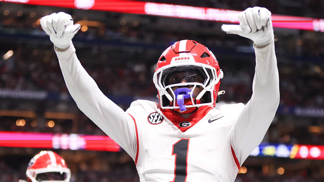 Georgia Bulldogs - defensive back Ellis Robinson IV