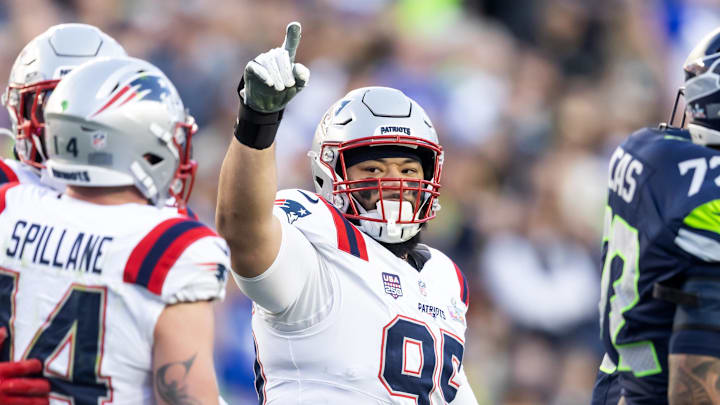Feb 8, 2026; Santa Clara, CA, USA; New England Patriots defensive tackle Khyiris Tonga (95) against the Seattle Seahawks during Super Bowl LX at Levi's Stadium. Mandatory Credit: Mark J. Rebilas-Imagn Images