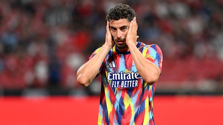 Kai Havertz covering his ears.