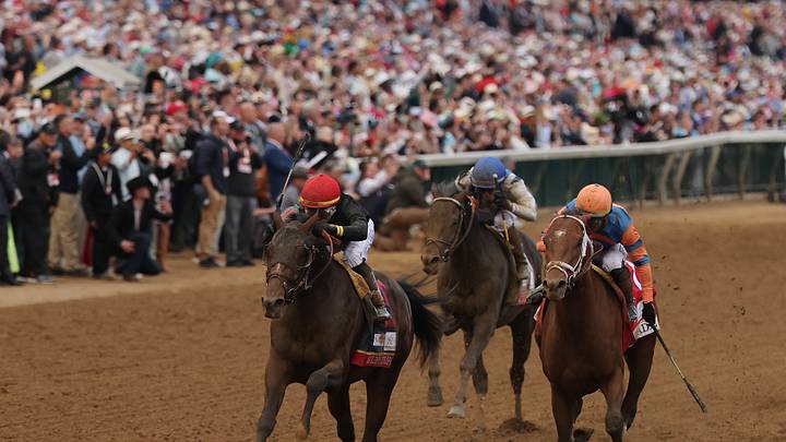 sangre: Jose Ortiz y Golden Tempo dominan los últimos metros en Kentucky, dejando atrás el asedio de Irad Ortiz Jr. sobre Renegade