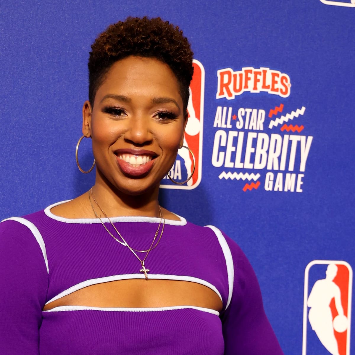 ESPN Analyst Slammed by WNBA Fans for Caitlin Clark, Angel Reese Flagrant Foul Take