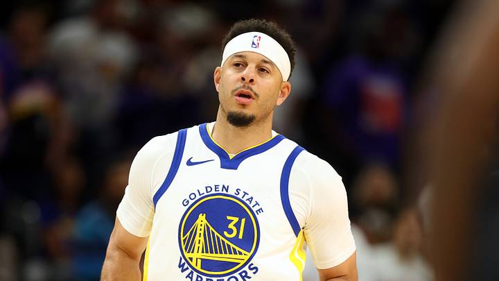 Apr 17, 2026; Phoenix, Arizona, USA; Golden State Warriors guard Seth Curry (31) against the Phoenix Suns during the play-in rounds of the 2026 NBA Playoffs at Mortgage Matchup Center. Mandatory Credit: Mark J. Rebilas-Imagn Images