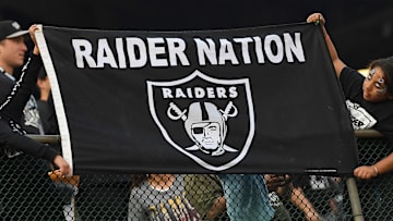 Los Angeles Chargers v Oakland Raiders