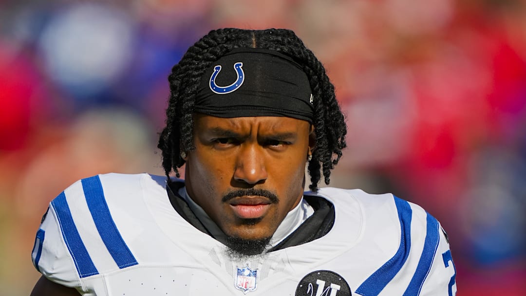 Indianapolis Colts safety Nick Cross pregame