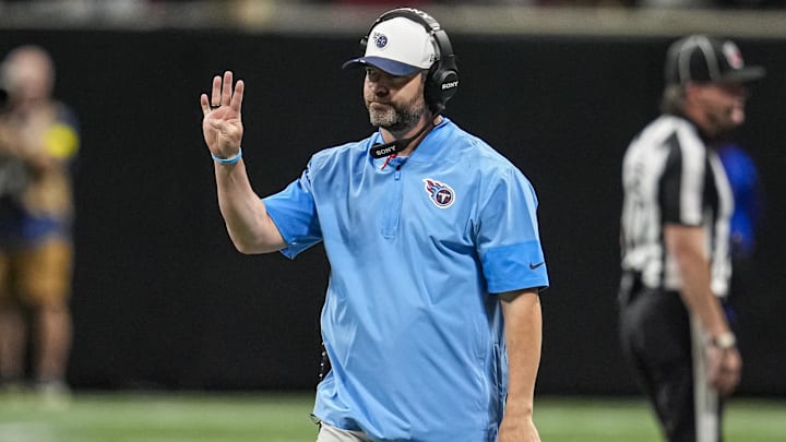 Aug 15, 2025; Atlanta, Georgia, USA; Tennessee Titans head coach Brian Callahan reacts on the bench during the game against the Atlanta Falcons at Mercedes-Benz Stadium. Mandatory Credit: Dale Zanine-Imagn Images Aug 15, 2025; Atlanta, Georgia, USA; Tennessee Titans head coach Brian Callahan reacts on the bench during the game against the Atlanta Falcons at Mercedes-Benz Stadium. Mandatory Credit: Dale Zanine-Imagn Images