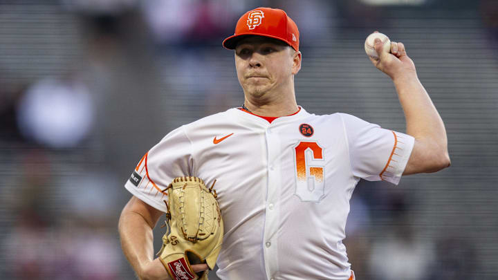 Sep 3, 2024; San Francisco, California, USA; San Francisco Giants starting pitcher Kyle Harrison (45) throws against the Arizona Diamondbacks during the first inning at Oracle Park. Sep 3, 2024; San Francisco, California, USA; San Francisco Giants starting pitcher Kyle Harrison (45) throws against the Arizona Diamondbacks during the first inning at Oracle Park.