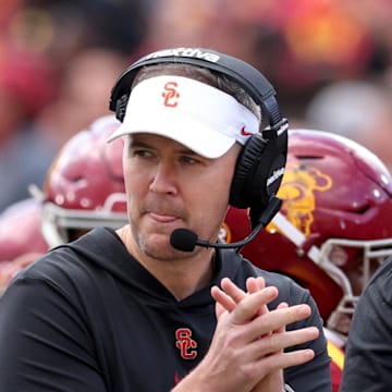 Nov 18, 2023; Los Angeles, California, USA; USC Trojans head coach Lincoln Riley during the first quarter at United Airlines Field at Los Angeles Memorial Coliseum. Mandatory Credit: Jason Parkhurst-Imagn Images