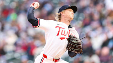 Minnesota Twins reliever Darren McCaughan was DFA’d on Monday to make room for Scott Blewett to join the active roster. 