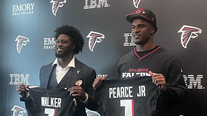 Expectations are high that first-round edge rushers Jalon Walker and James Pearce Jr. can breathe life into a long-dormant Atlanta Falcons pass rush. Expectations are high that first-round edge rushers Jalon Walker and James Pearce Jr. can breathe life into a long-dormant Atlanta Falcons pass rush.