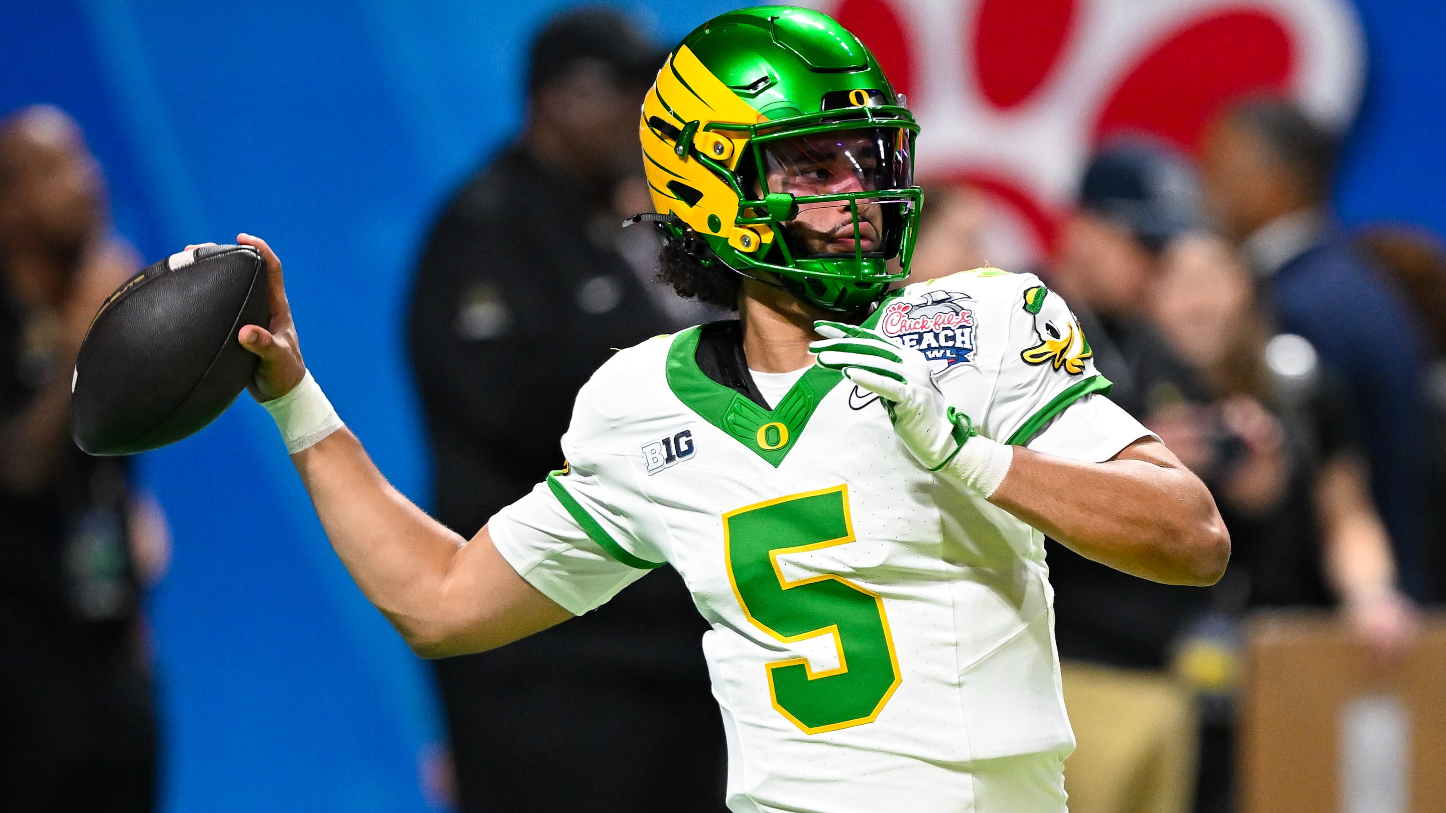 Ranking the top 2027 NFL Draft QB prospects after Dante Moore returns to Oregon