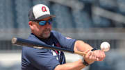 The Atlanta Braves opt for the longtime No. 2 man behind Brian Snitker