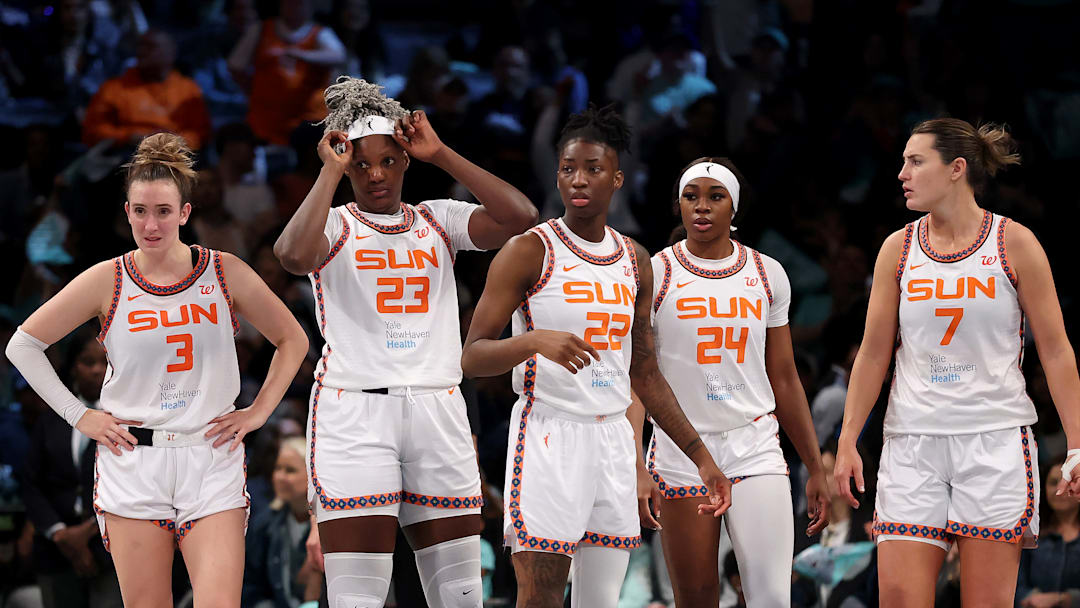 Connecticut Sun v New York Liberty