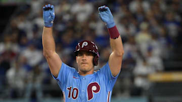 Where will Philadelphia Phillies catcher J.T. Realmuto sign in free agency?