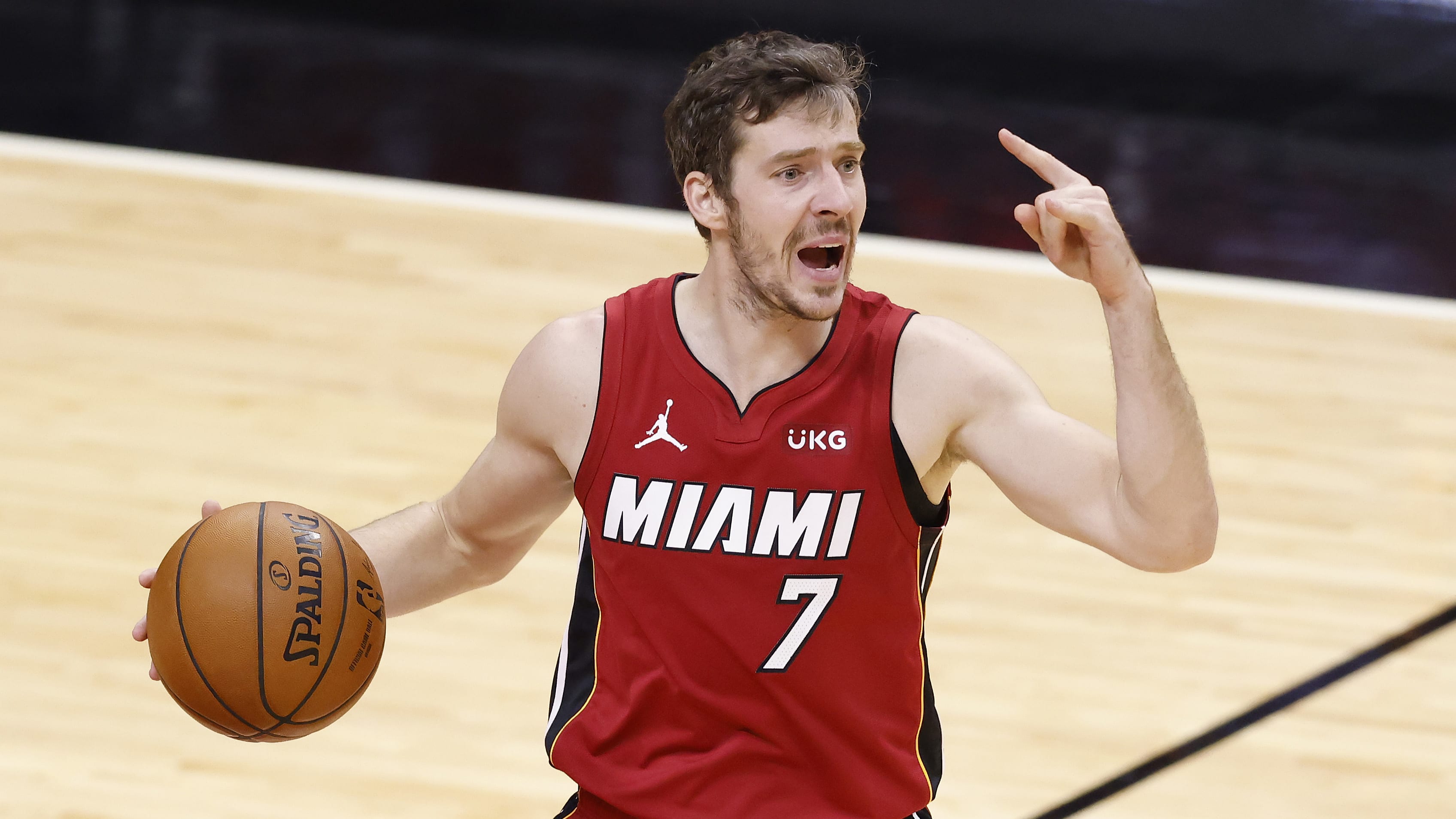 Goran Dragic reveals he had offers from other teams, but only wanted to  play for the Miami Heat, image size:3392x1908