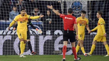 FBL-ESP-LIGA-ALAVES-BARCELONA