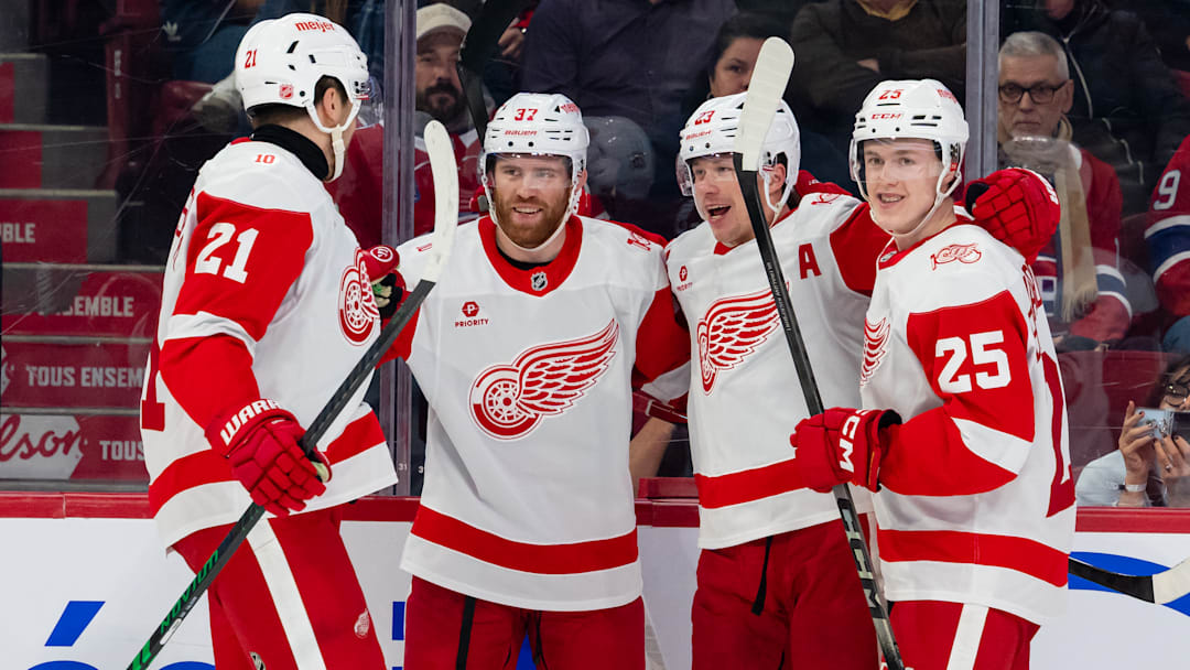 Detroit Red Wings v Montreal Canadiens Detroit Red Wings v Montreal Canadiens