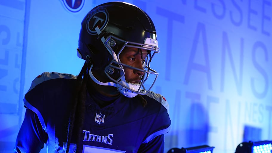 Nov 26, 2023; Nashville, Tennessee, USA; Tennessee Titans wide receiver DeAndre Hopkins (10) waits to take the field before the game against the Carolina Panthers at Nissan Stadium. Mandatory Credit: Christopher Hanewinckel-USA TODAY Sports | Christopher Hanewinckel-USA TODAY Sports