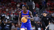 Denzel Aberdeen runs the point during the Florida Gators' win over Houston in the national championship.