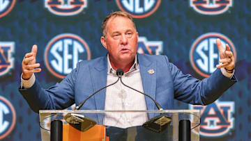 Auburn Tigers head coach Hugh Freeze spent the spring instilling confidence into his overhauled quarterback room.