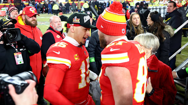 Kansas City Chiefs quarterback Patrick Mahomes and tight end Travis Kelce