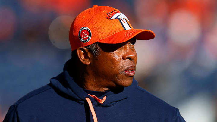 Indianapolis Colts v Denver Broncos