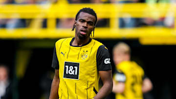 Carney Chukwuemeka soll noch etwas länger beim BVB bleiben