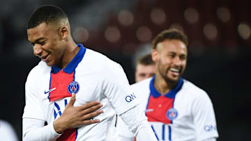 El-Hadji Diouf a tranché entre Neymar et Kylian Mbappé.
