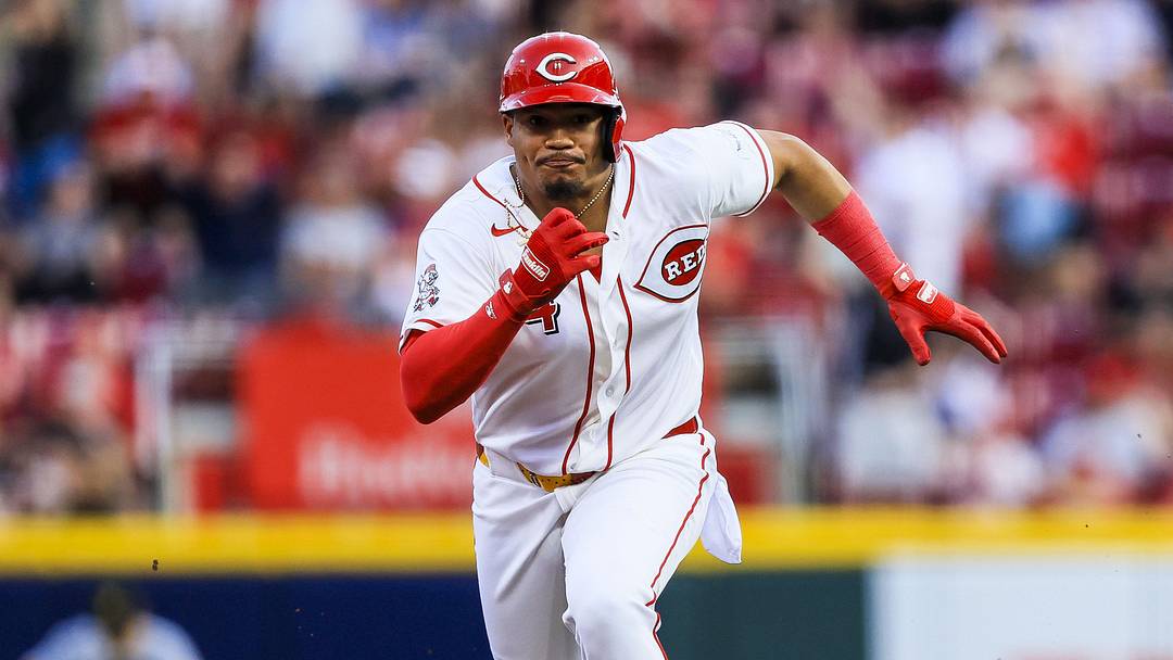 Cincinnati Reds outfielder Noelvi Marte (4) runs the bases