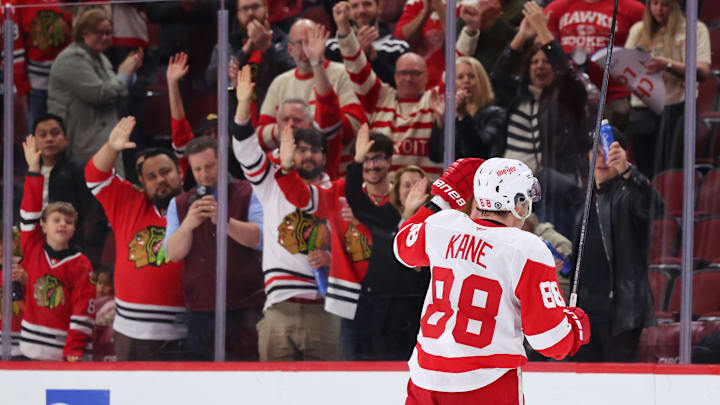 Detroit Red Wings v Chicago Blackhawks