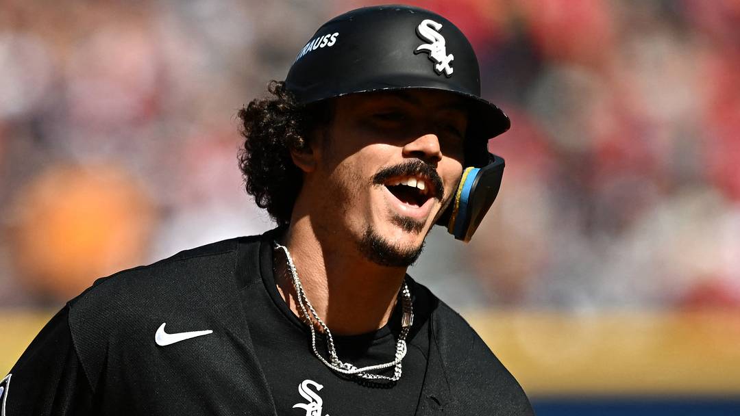 Oct 3, 2026; Cleveland, Ohio, USA;  Chicago White Sox third baseman Miguel Vargas (20) reacts after a two run home run hit by Chicago White Sox first baseman Munetaka Murakami (not pictured) during the fourth inning against the Cleveland Guardians in game one of the ALDS for the 2026 MLB Playoffs at Progressive Field.  Mandatory Credit: Ken Blaze-Imagn Images