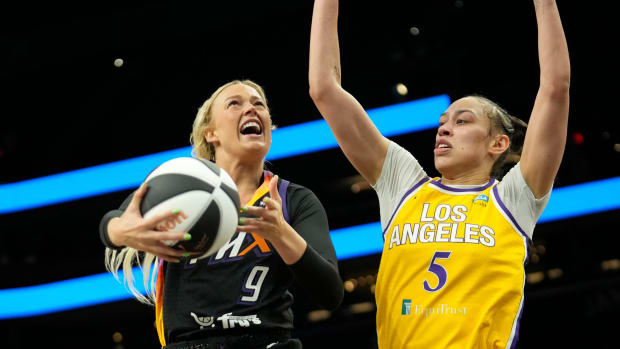 Dearica Hamby of Los Angeles Sparks