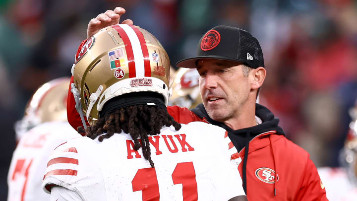 San Francisco 49ers wide receiver Brandon Aiyuk (L) and head coach Kyle Shanahan (R)